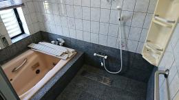 2017年12月　双海町70代女性　浴室クリーニング